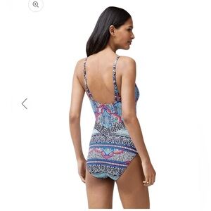 Tommy Bahama Riviera tiles Lace up Front 1 piece Swimsuit size 8 NWT